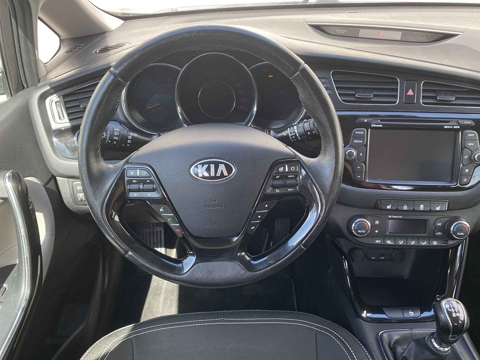 Kia Ceed 1.6 GDi Exclusive