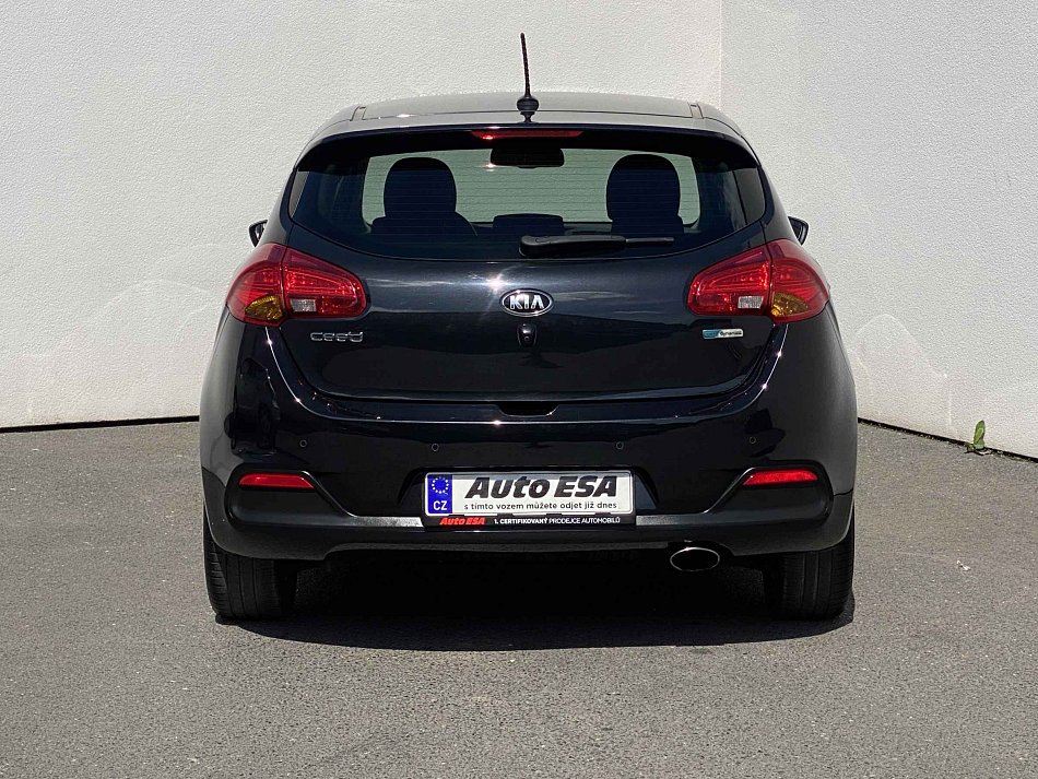 Kia Ceed 1.6 GDi Exclusive