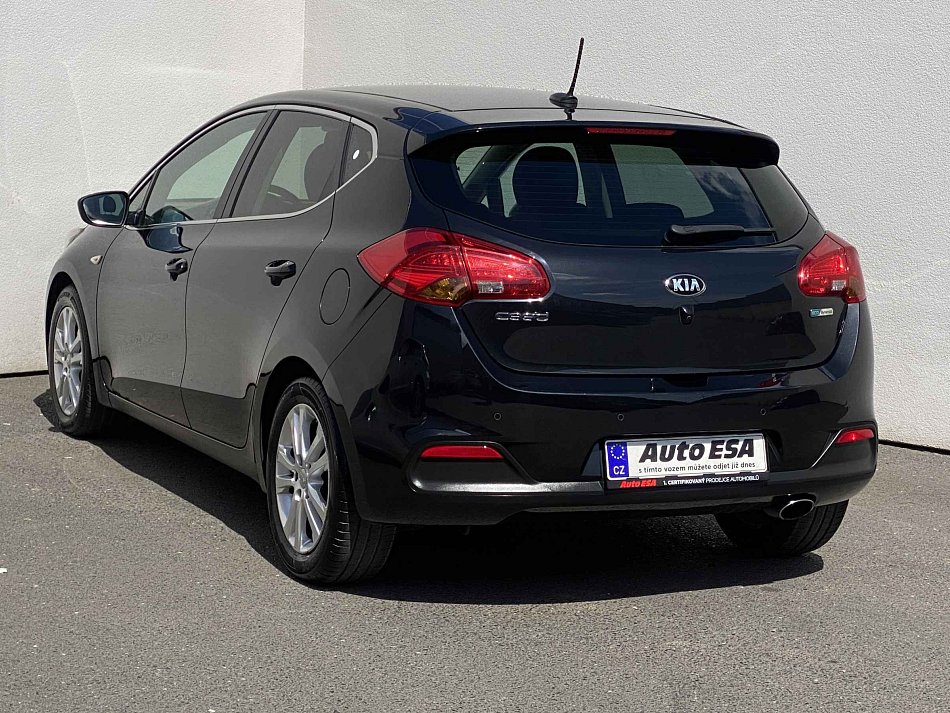 Kia Ceed 1.6 GDi Exclusive