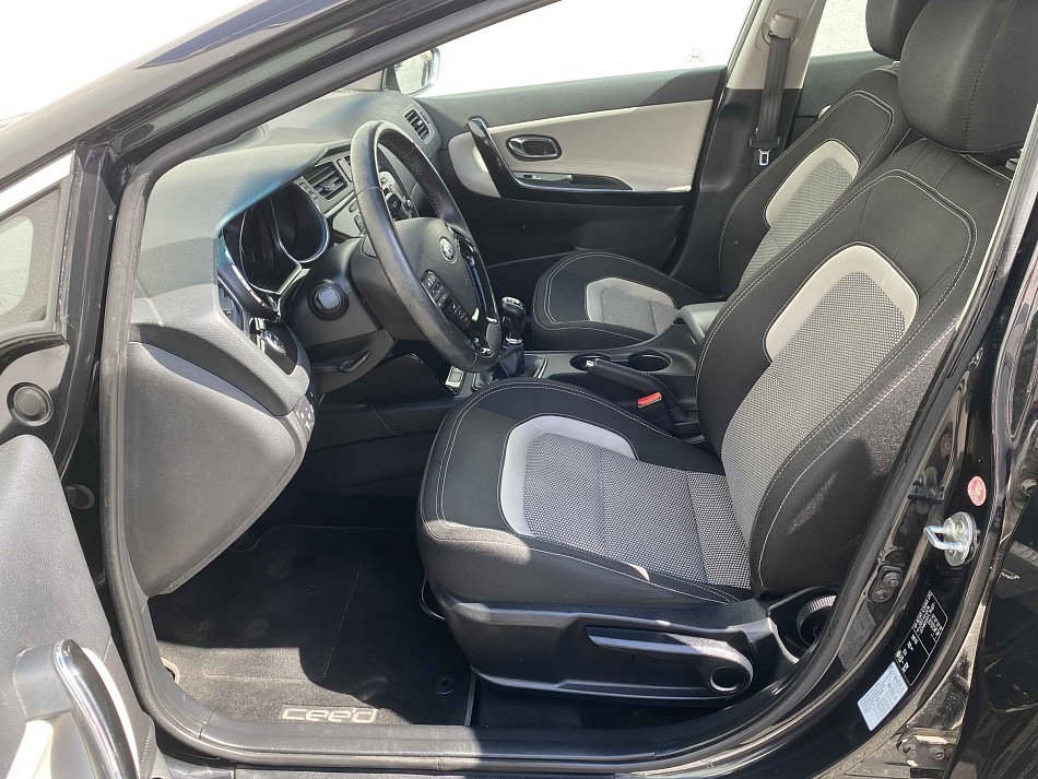 Kia Ceed 1.6 GDi Exclusive