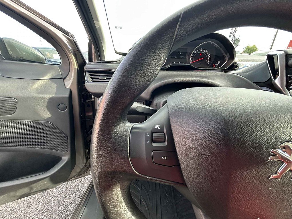 Peugeot 208 1.2 i Active