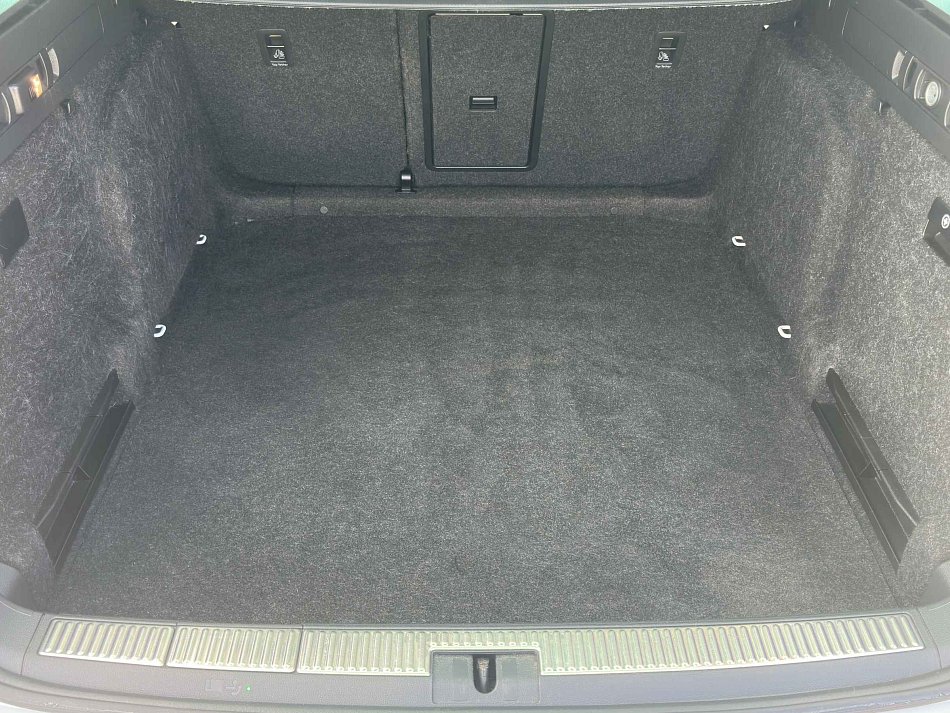 Škoda Superb III 2.0 TDi 