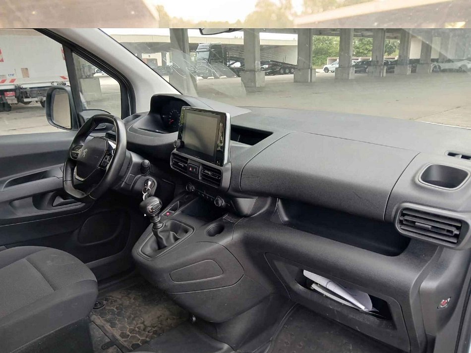 Peugeot Partner 1.5HDi Premium MAXi DÍLNA