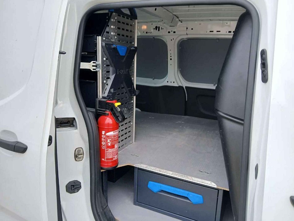 Peugeot Partner 1.5HDi Premium MAXi DÍLNA