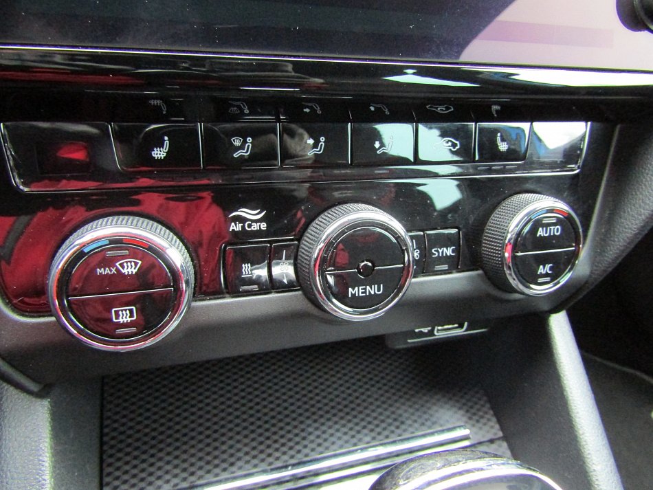 Škoda Octavia III 2.0 TSI RS