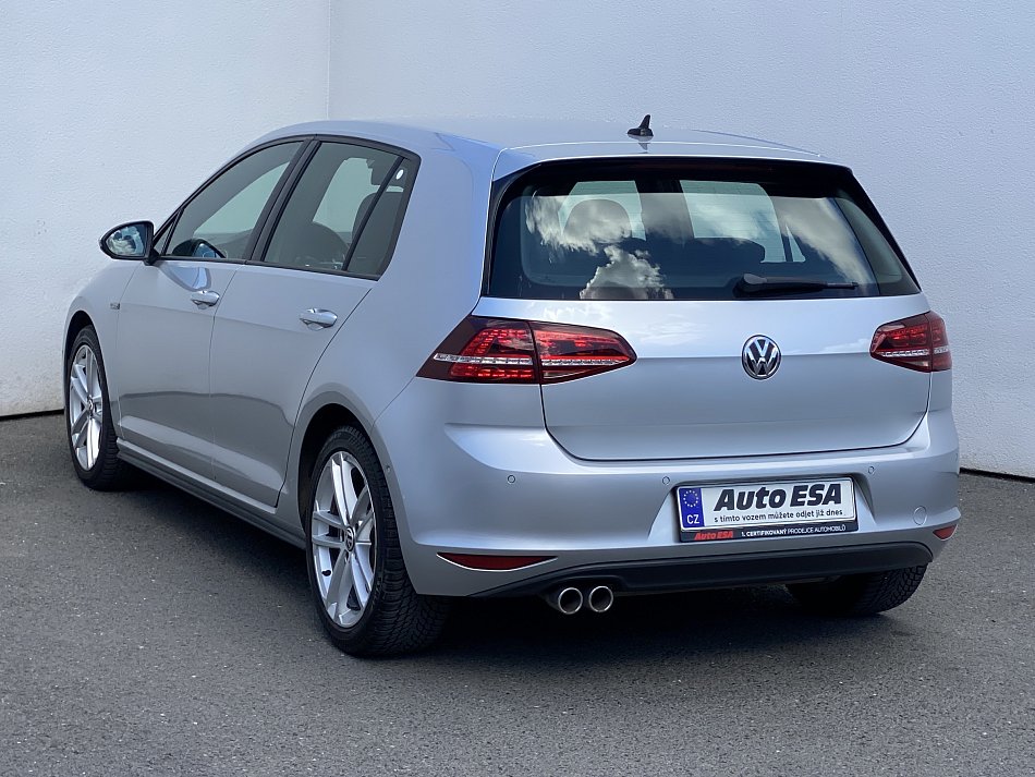 Volkswagen Golf 2.0 TDi  VII