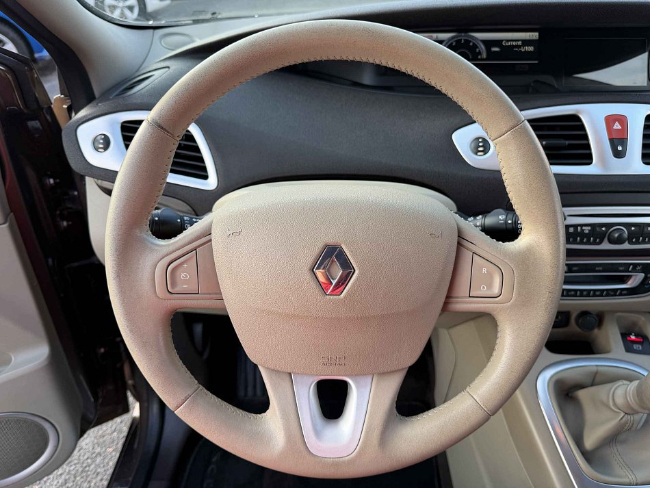 Renault Grand Scénic 2.0 dCi 