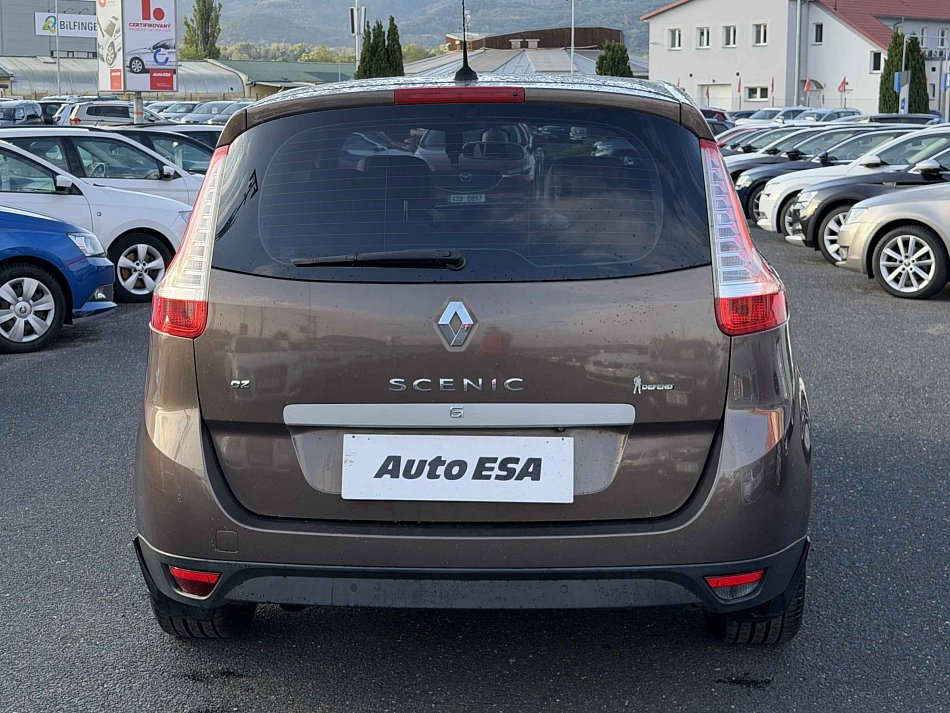 Renault Grand Scénic 2.0 dCi 