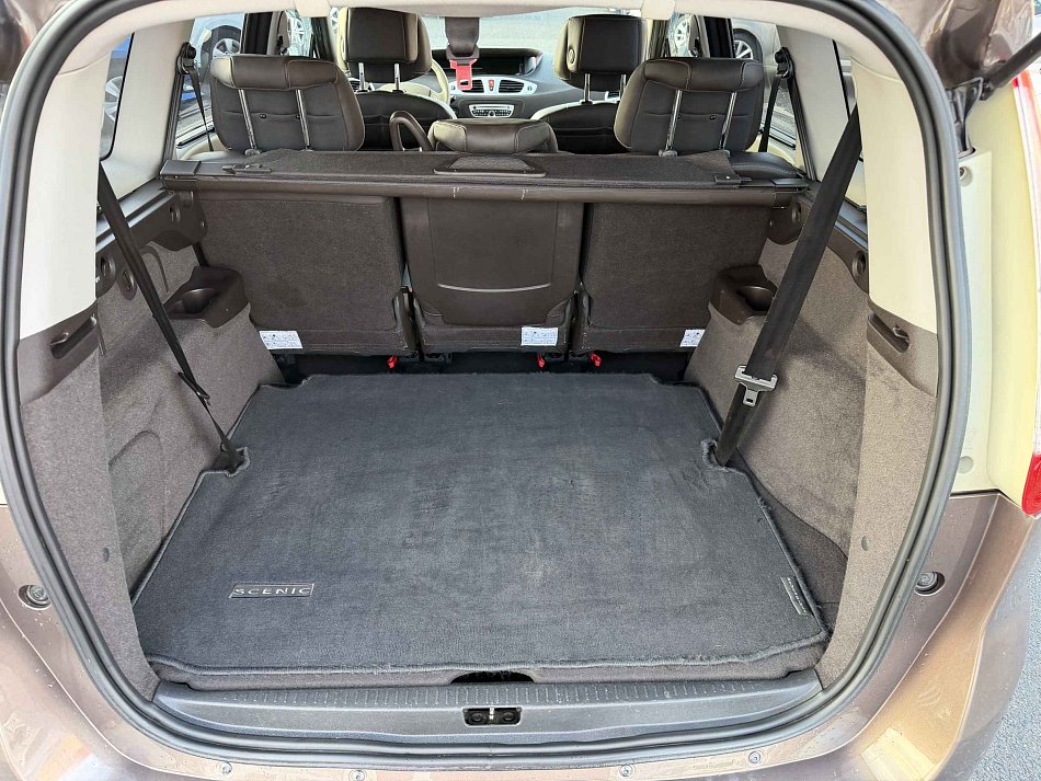 Renault Grand Scénic 2.0 dCi 