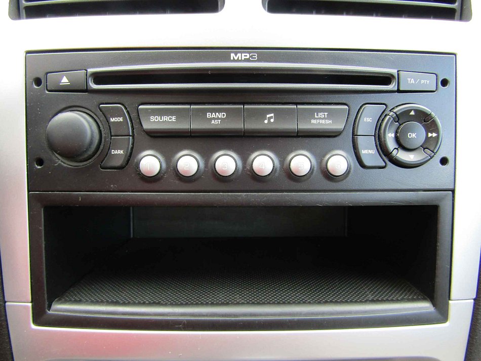 Peugeot 307 2.0i 