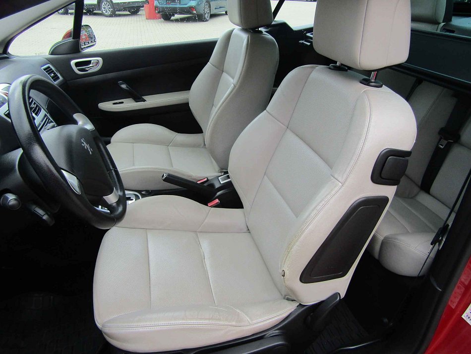 Peugeot 307 2.0i 