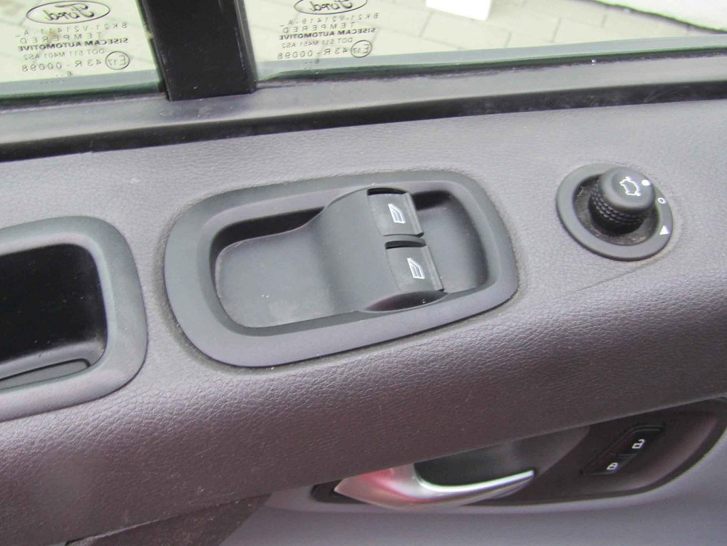 Ford Transit Custom 2.0TDCi Trend L2 6míst