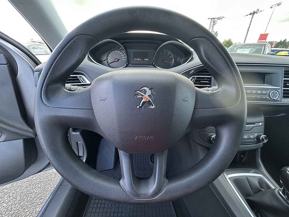 Peugeot 308 1.2 PT Access