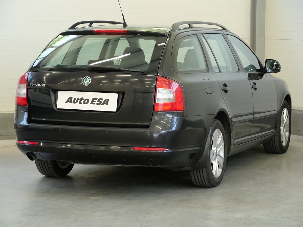 Škoda Octavia II 1.6 TDi Ambiente