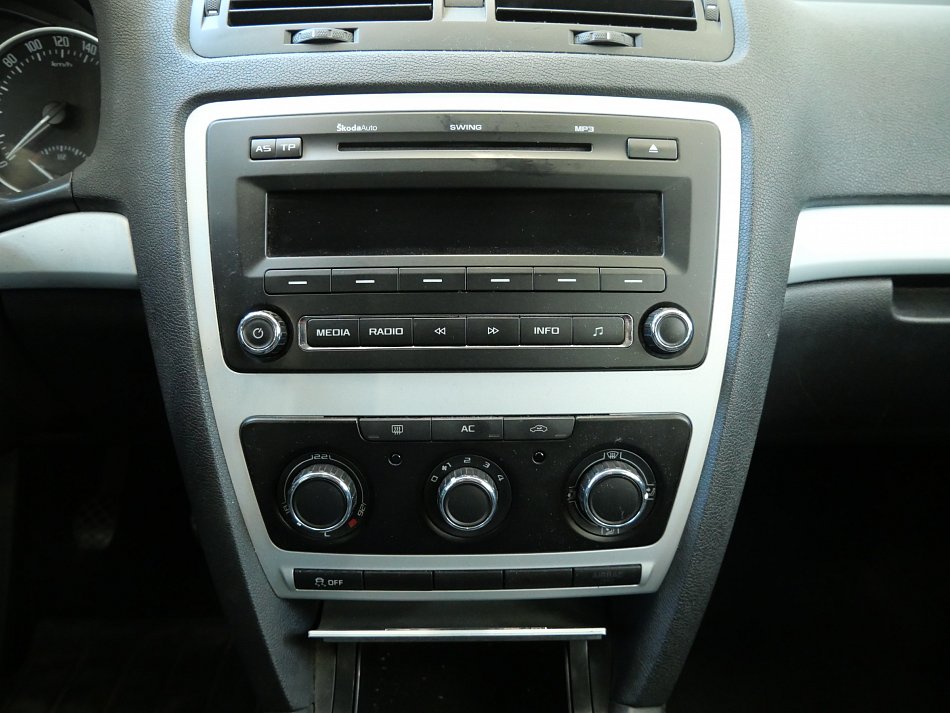 Škoda Octavia II 1.6 TDi Ambiente