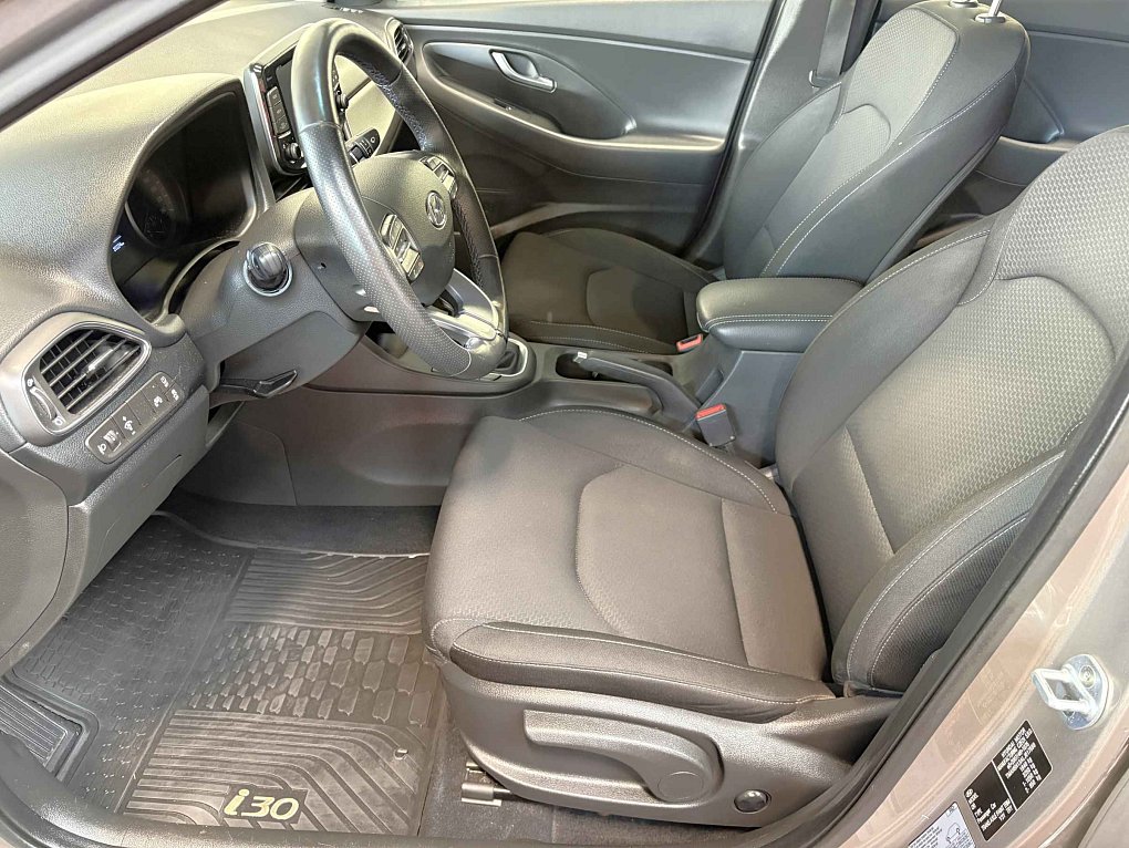 Hyundai I30 1.4 T-GDi Trikolor