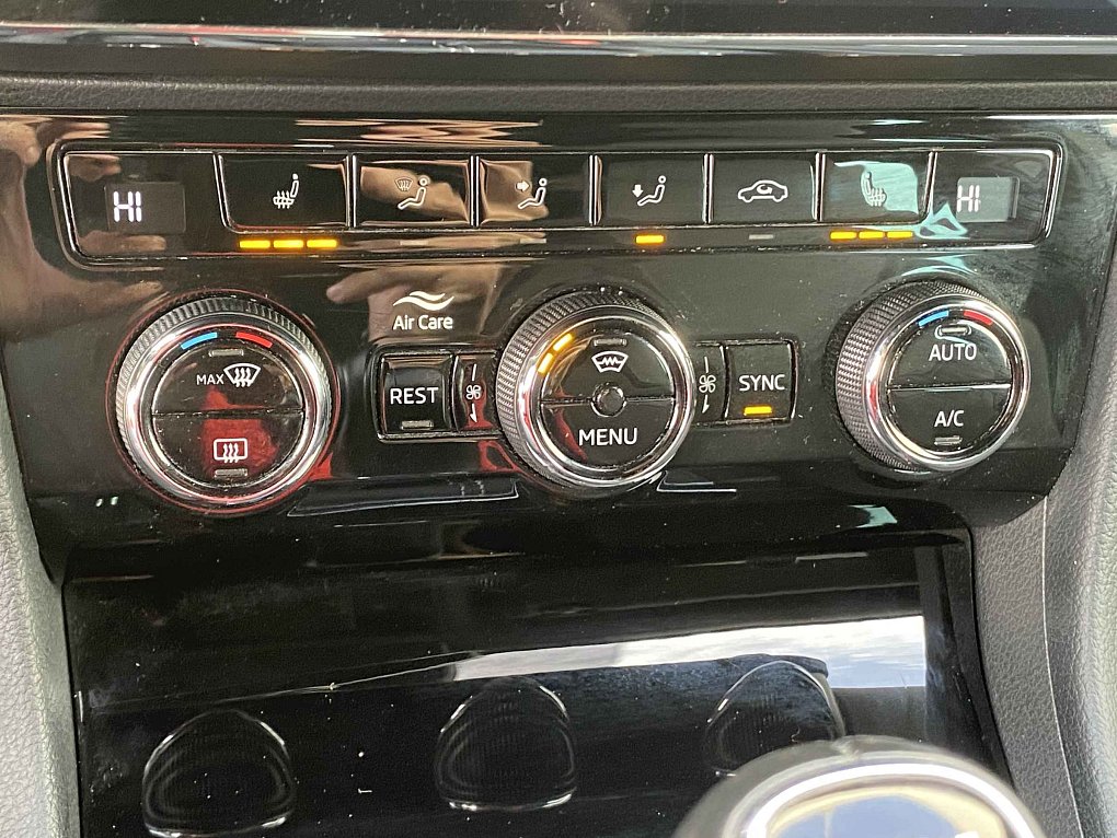 Škoda Superb III 2.0 TDi SportLine