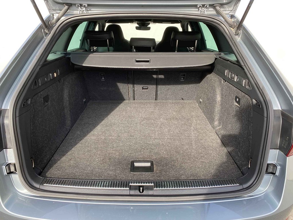 Škoda Superb III 2.0 TDi SportLine