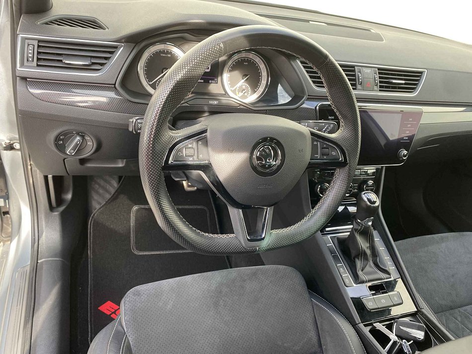 Škoda Superb III 2.0 TDi SportLine