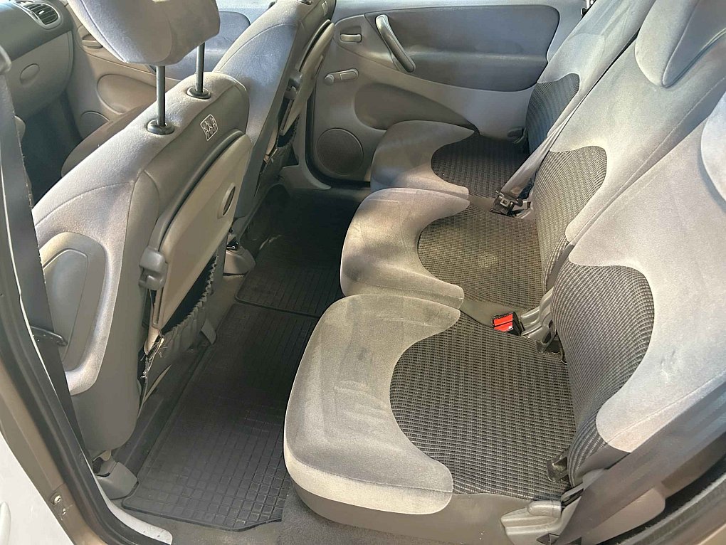 Citroën Xsara Picasso 1.6i 