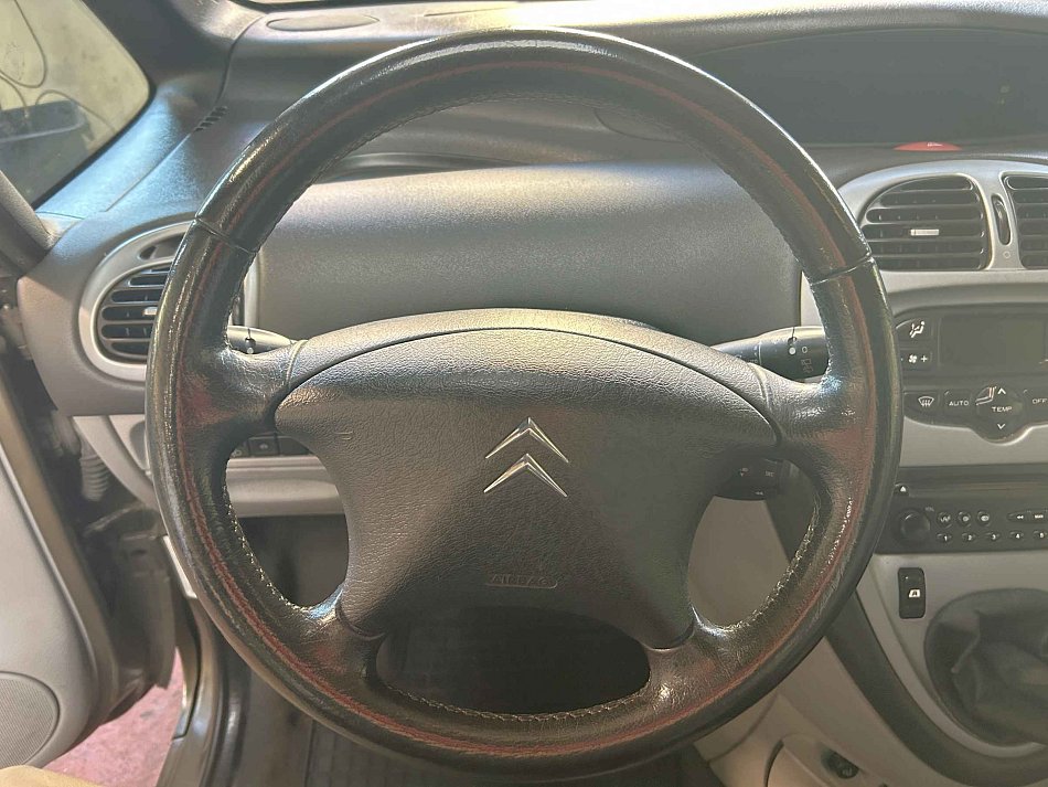Citroën Xsara Picasso 1.6i 