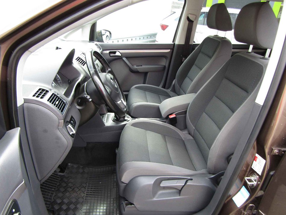 Volkswagen Touran 1.4 TSi 