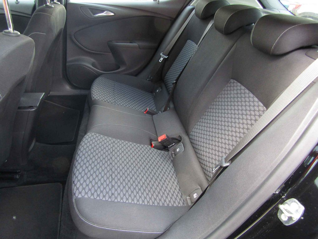 Opel Astra 1.4T 