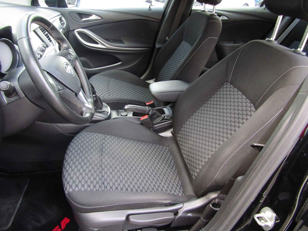 Opel Astra 1.4T 