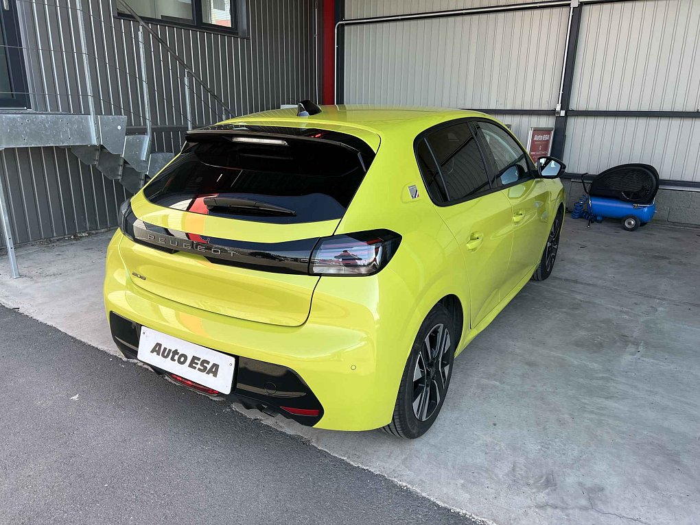 Peugeot 208 1.2PT 
