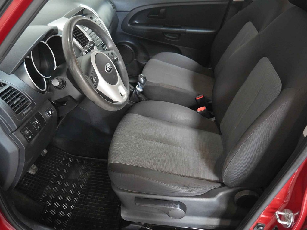 Kia Venga 1.4i 