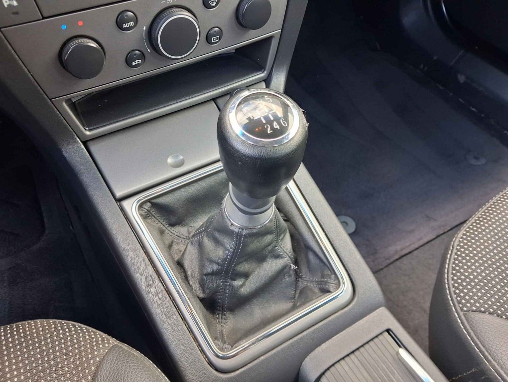 Opel Vectra 1.9 CDTI 
