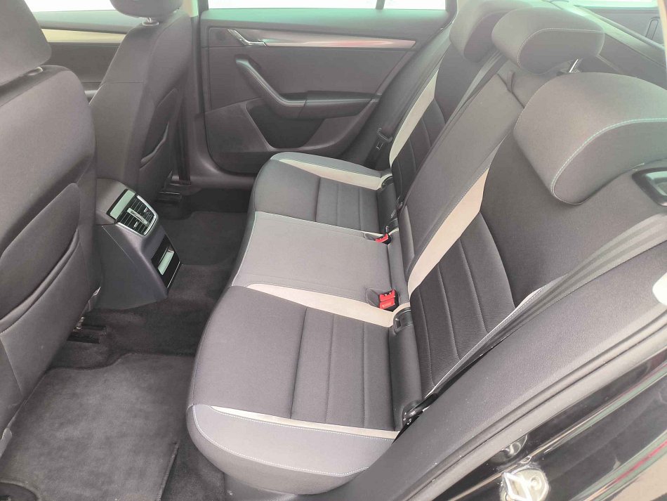 Škoda Octavia III 2.0 TDi Joy