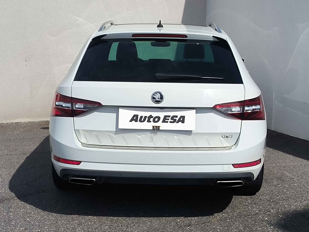 Škoda Superb III 2.0 TSI L&K 4x4