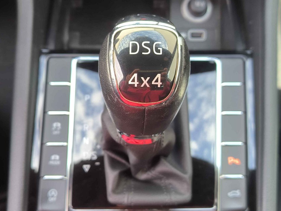 Škoda Superb III 2.0 TSI L&K 4x4