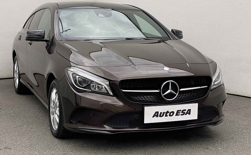 Mercedes-Benz CLA 1.6T  CLA 200