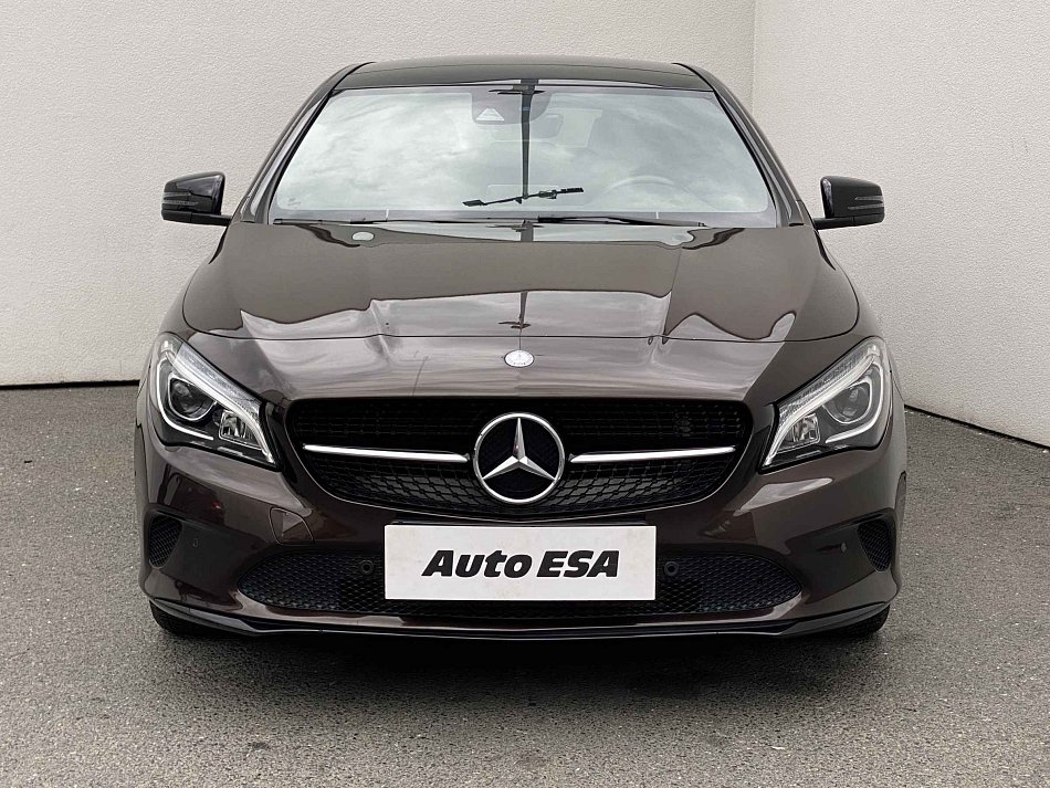 Mercedes-Benz CLA 1.6T  CLA 200