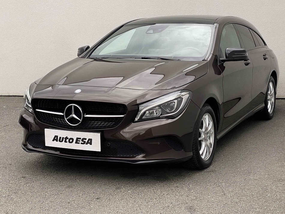 Mercedes-Benz CLA 1.6T  CLA 200