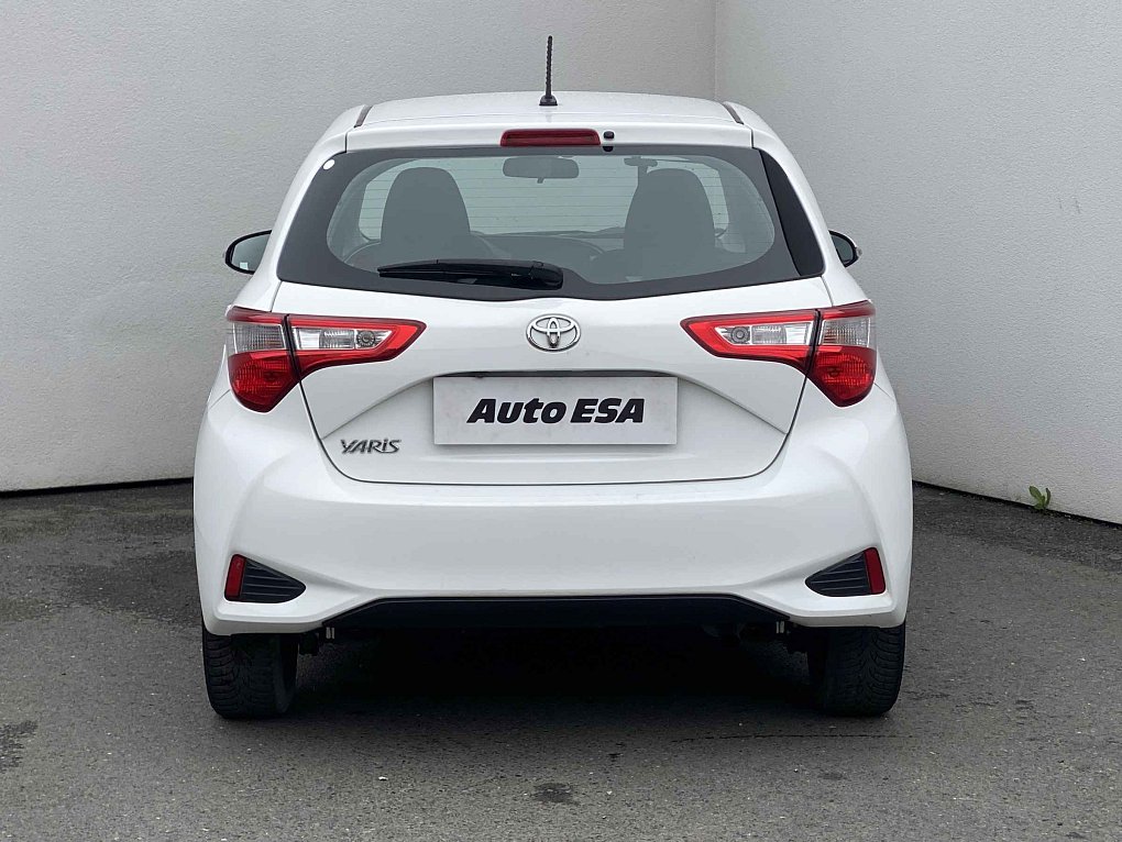 Toyota Yaris 1.5 i 