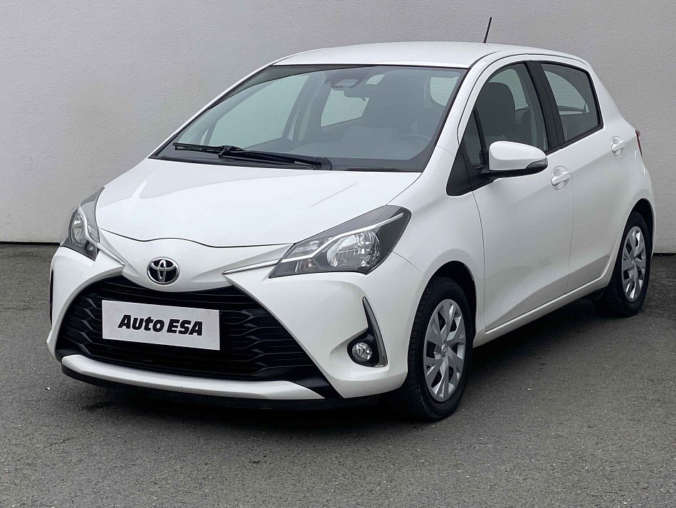 Toyota Yaris 1.5 i 
