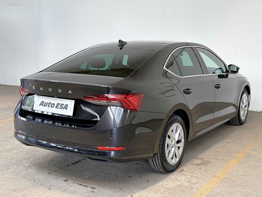 Škoda Octavia IV 1.5 TSI 