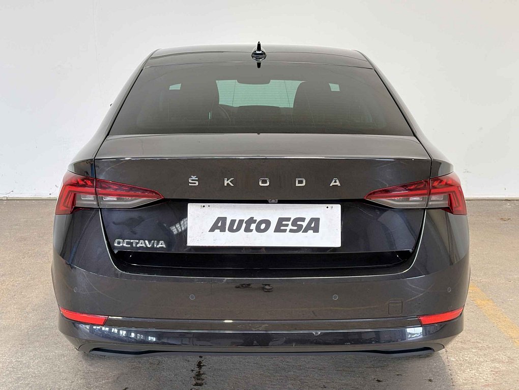 Škoda Octavia IV 1.5 TSI 