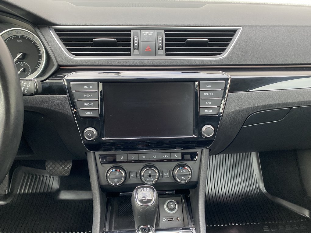 Škoda Superb III 2.0 TDi L&K 4x4