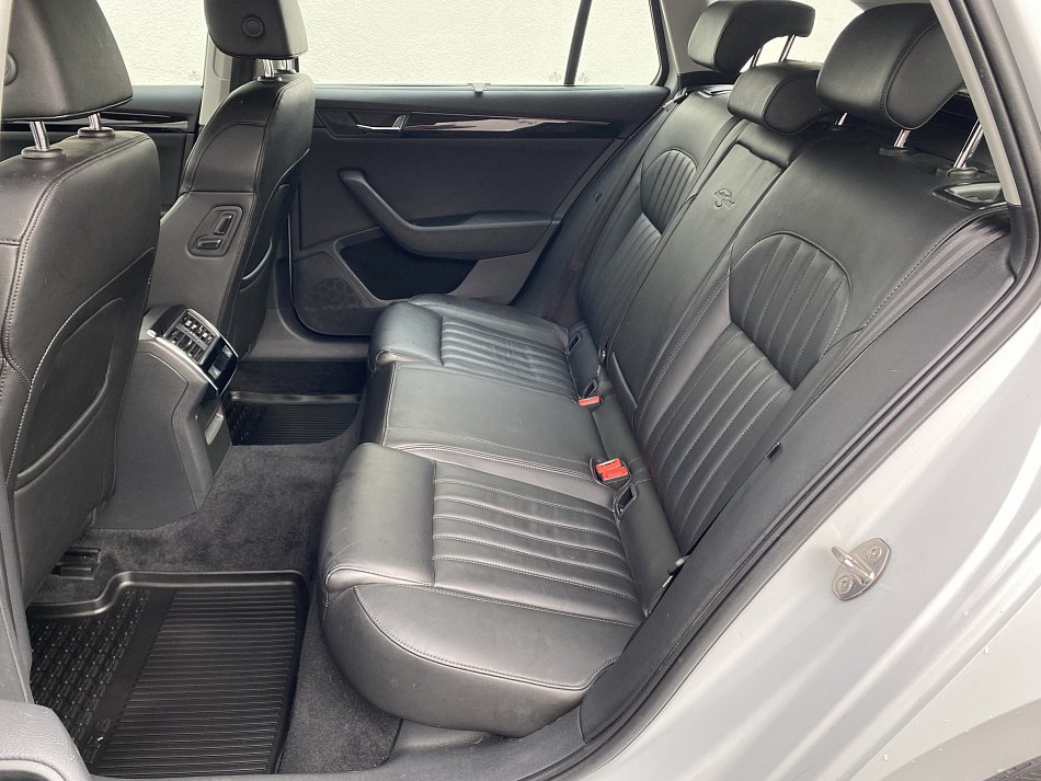 Škoda Superb III 2.0 TDi L&K 4x4