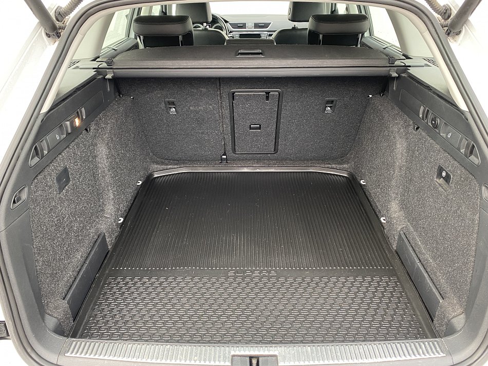 Škoda Superb III 2.0 TDi L&K 4x4