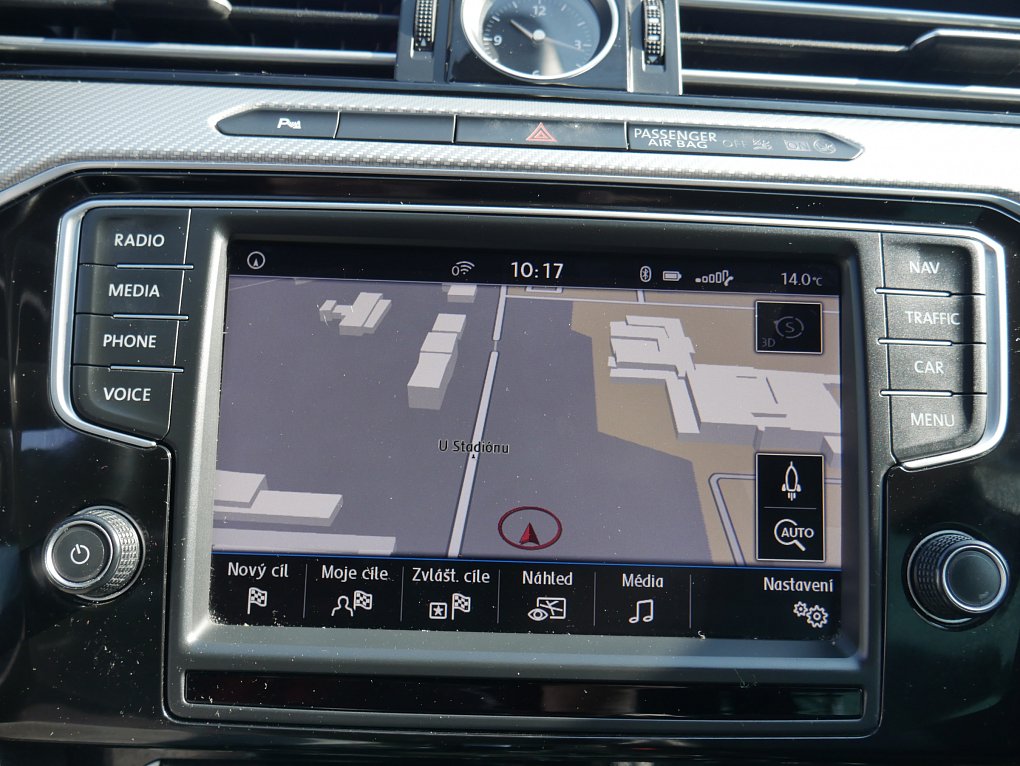 Volkswagen Passat 2.0TDi 