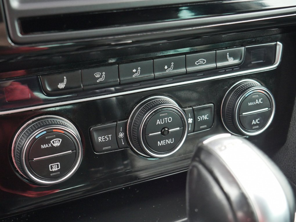 Volkswagen Passat 2.0TDi 