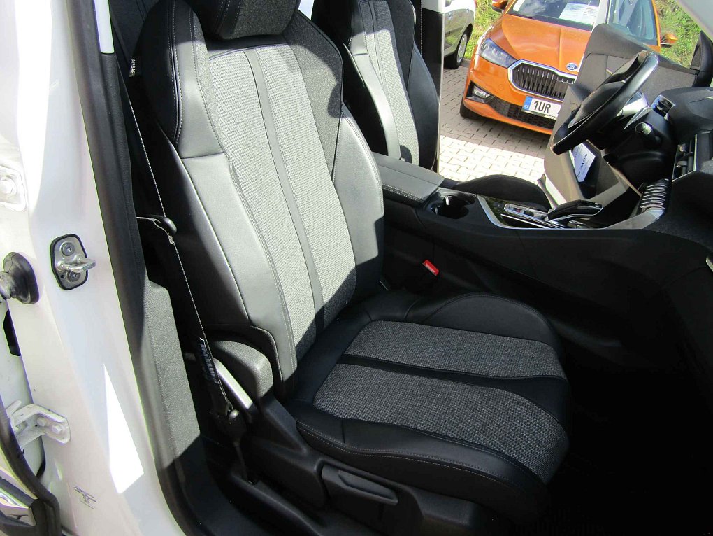 Peugeot 3008 1.5HDi 