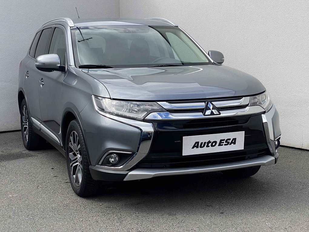Mitsubishi Outlander 2.0 MiVEC Invite 4WD