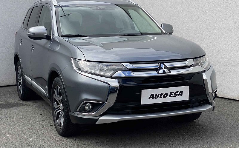 Mitsubishi Outlander 2.0 MiVEC Invite 4WD