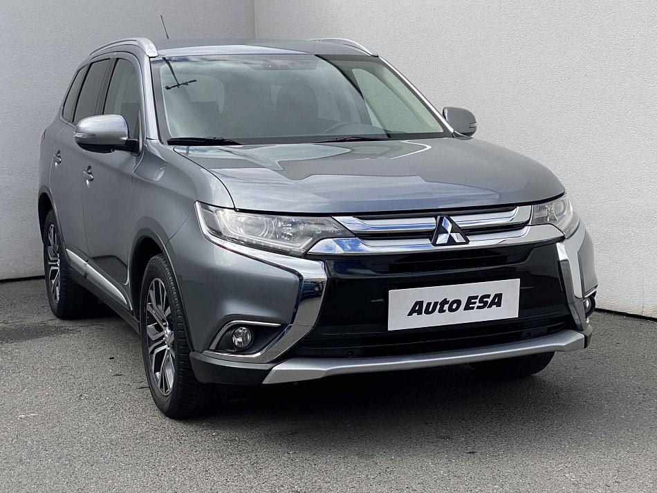 Mitsubishi Outlander 2.0 MiVEC Invite 4WD